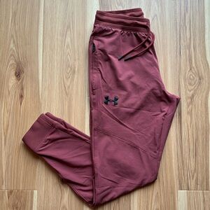 Under Armour Unstoppable Tapered Pant